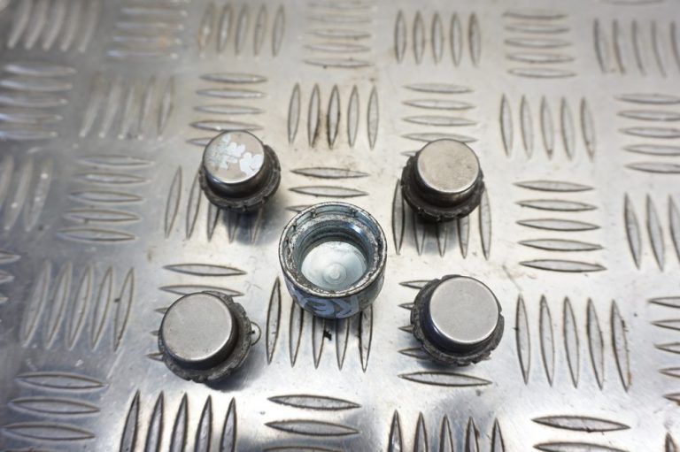 FORD MONDEO MK5 ALLOY WHEEL LOCKING NUTS 20142017 RE16 Gala Motors