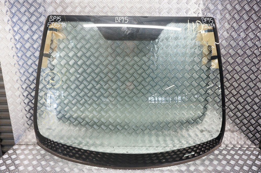 FORD FIESTA MK7 FRONT WINDSCREEN 2013-2017 BP15 – Gala Motors