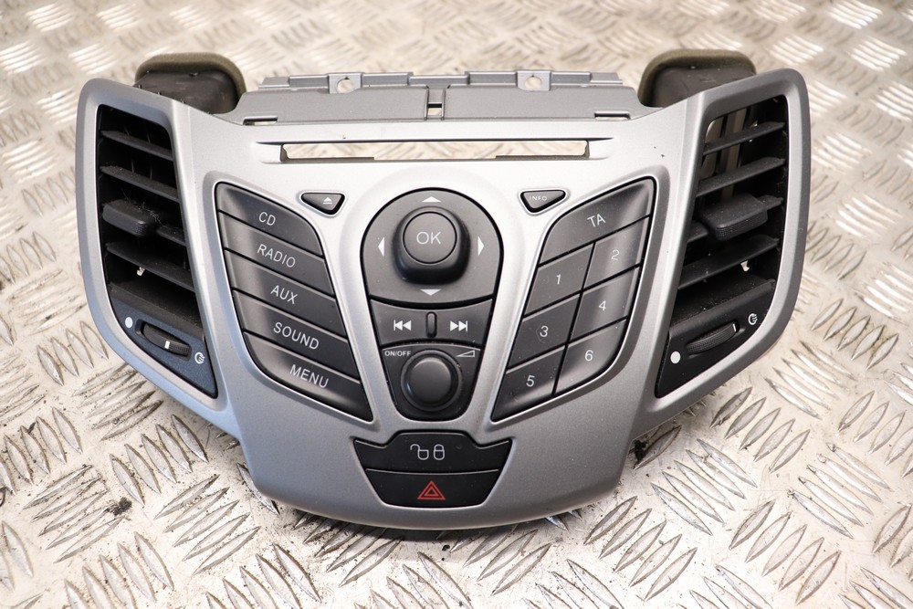 FORD FIESTA MK7 STYLE PLUS RADIO CONTROLS FASCIA TRIM 2009