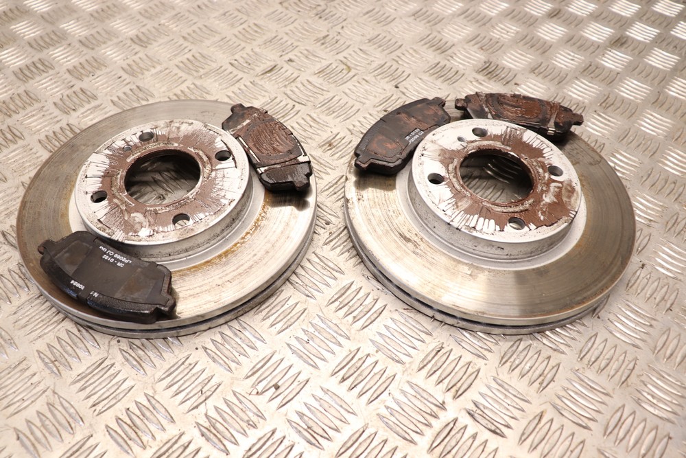 FORD FIESTA MK7 FRONT BRAKE DISCS WITH PADS 20132017 MC15Z Gala Motors