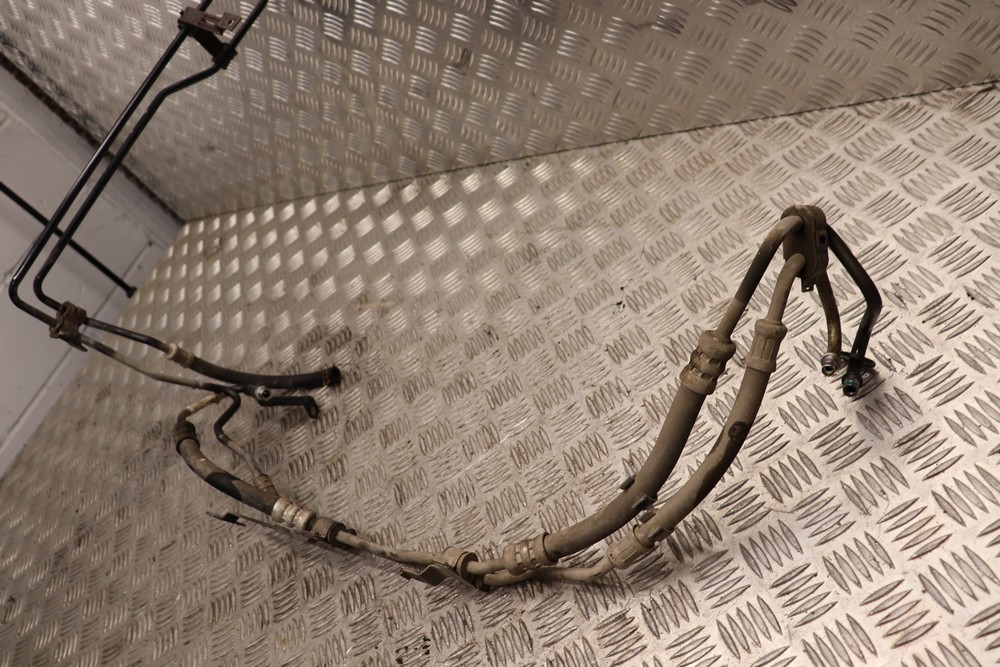 FORD FOCUS MK2 1.6 PETROL POWER STEERING PIPES 20082011 WP11Z Gala