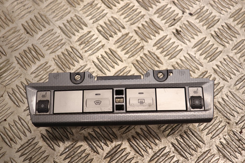 FORD FOCUS MK2 HEATED SEATS WINDSCREEN SWITCHES 20082011 BJ59 Gala