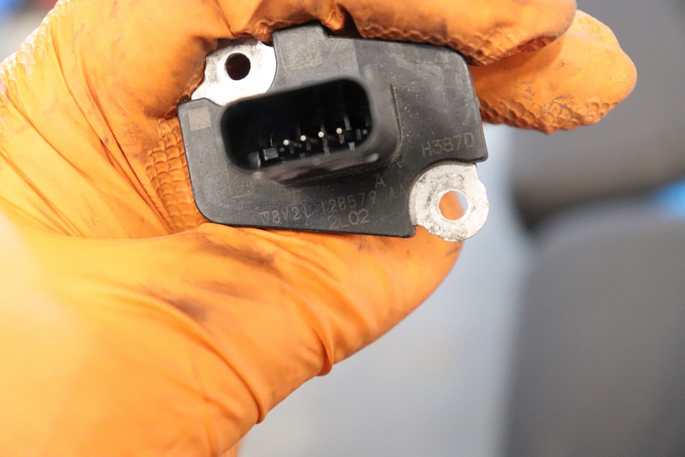 FORD FIESTA MK7 1.0 ECOBOOST MAF SENSOR AIR FLOW 8V2112B579AA 2013