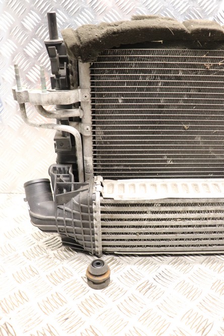 FOCUS MK2 ST225 2.5 PETROL MAN RADIATOR PACK LEGS BROKEN SEE PHOTOS 05 ...