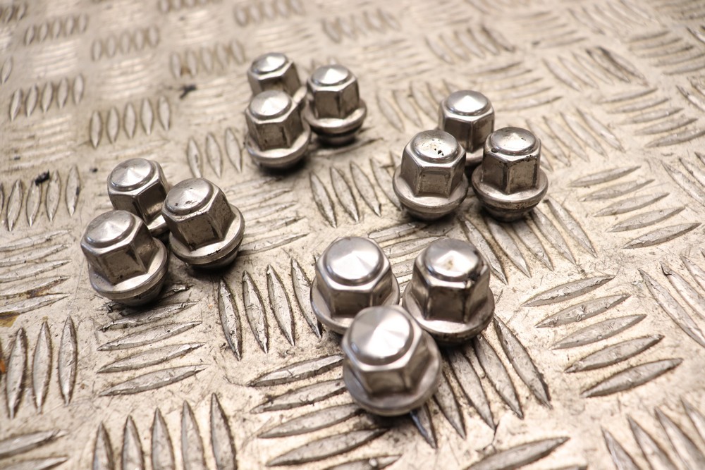 FORD ECOSPORT MK1 ALLOY WHEEL NUTS X12 20142017 LX16D Gala Motors