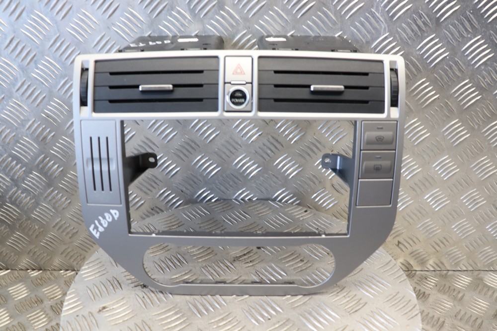 KUGA MK1 CENTRE CONSOLE RADIO A/C SURROUND FASCIA TRIM (SEE PHOTOS) 08