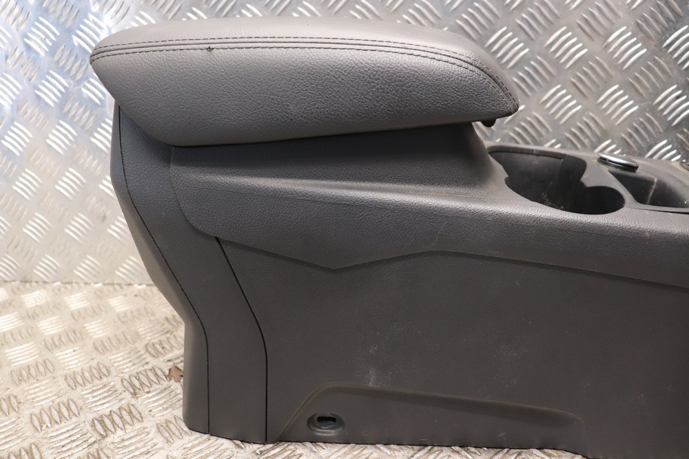 FORD FOCUS MK3 CENTRE CONSOLE LEATHER ARM REST 2011-2015 EO61W – Gala Motors