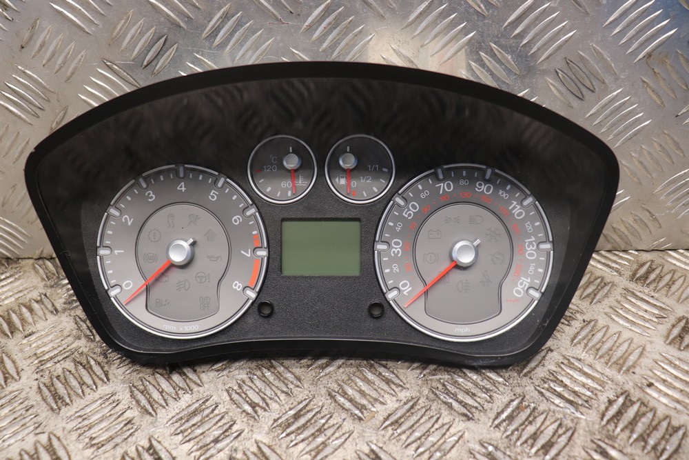 FIESTA ST150 2.0 PETROL INSTRUMENT SPEEDO CLUSTER (SEE PHOTOS) 2005