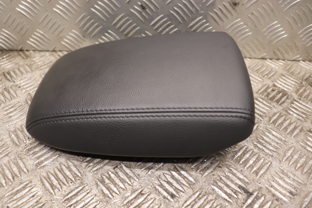 FORD FOCUS MK3 LEATHER CENTRE CONSOLE ARM REST 20152018 CN65 Gala Motors