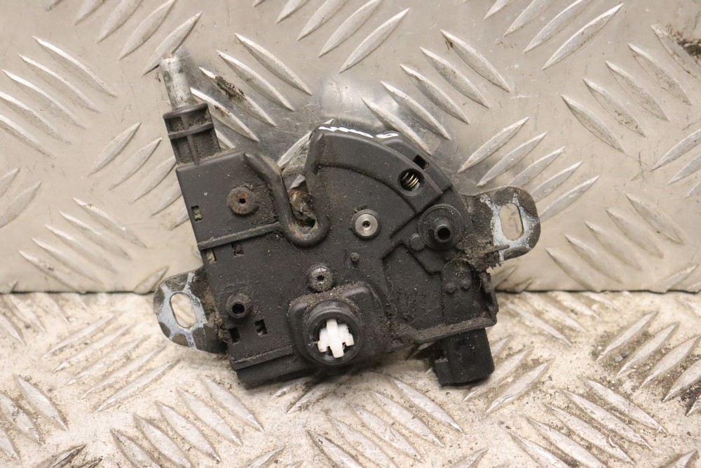 FORD FOCUS MK2 LOCK CATCH 20052008 VN06 Gala Motors