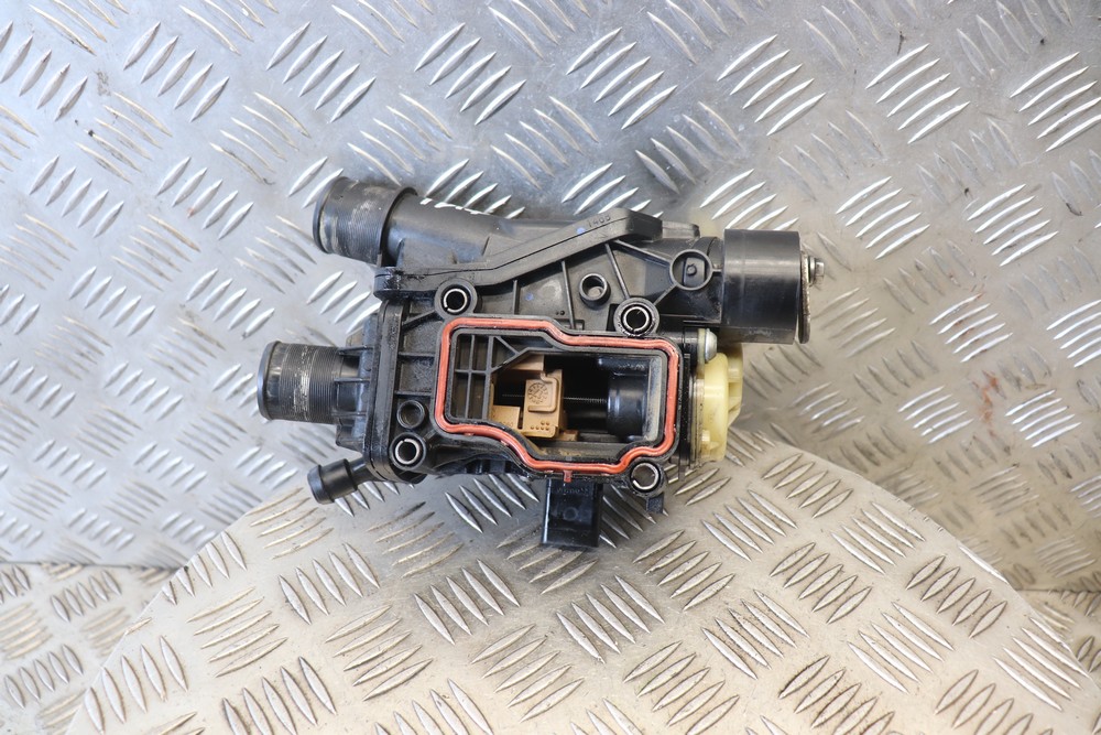 FORD KUGA MK2 2.0 TDCI EURO 6 THERMOSTAT HOUSING 20172019 YD17 Gala