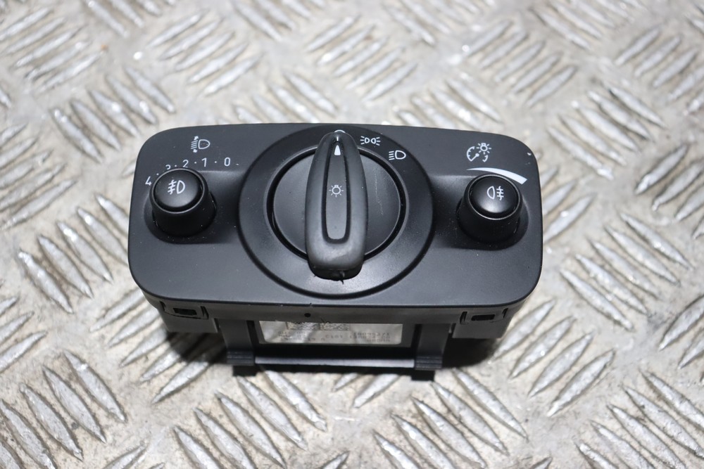 FORD FIESTA MK7 HEADLIGHTS SWITCH UNIT 20132017 FG65 Gala Motors