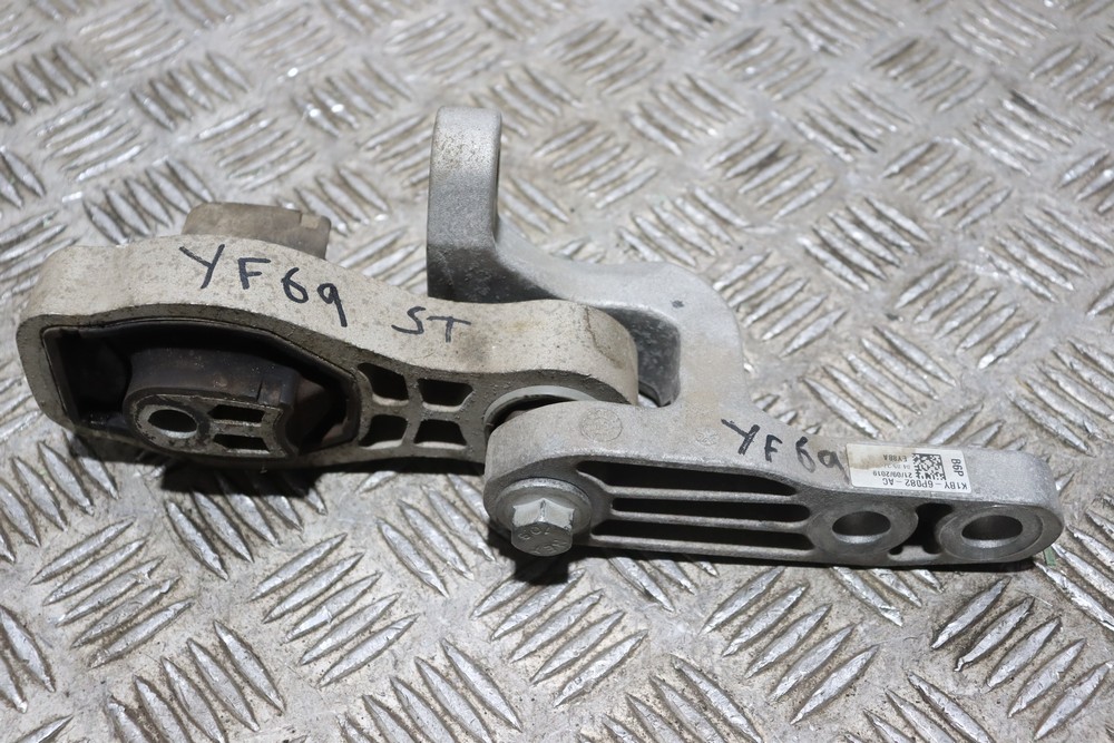 FORD FIESTA MK8 ST 200BHP 1.5 PETROL GEARBOX REAR MOUNT 20172021 YF69