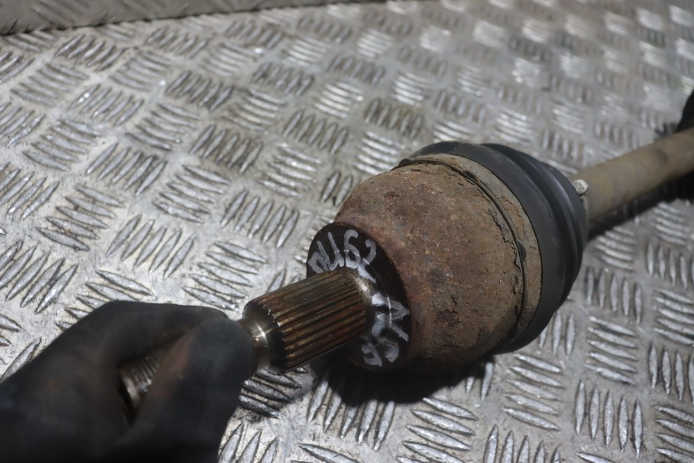 FORD FOCUS MK3 ST 2.0 ECOBOOST NS MANUAL DRIVESHAFT 20112015 DU62 Gala Motors