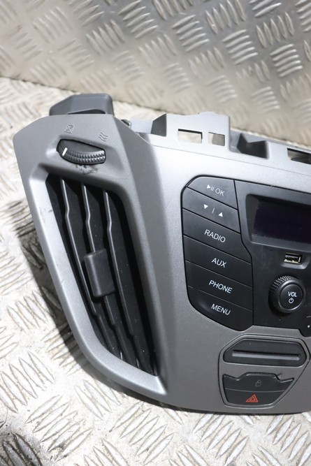 FORD TRANSIT CUSTOM MK8 RADIO CONTROLS FASCIA TRIM (SEE PHOTOS) 2017 ...