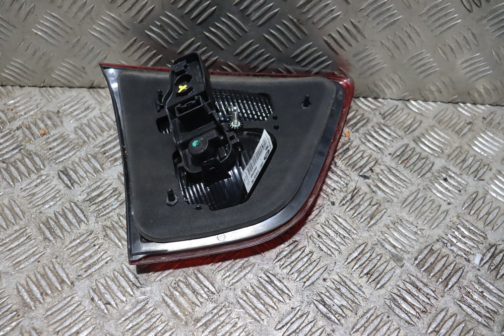FORD CMAX MK2 OSR INNER TAIL LIGHT AM5113A602BC (SEE PHOTOS) 2011