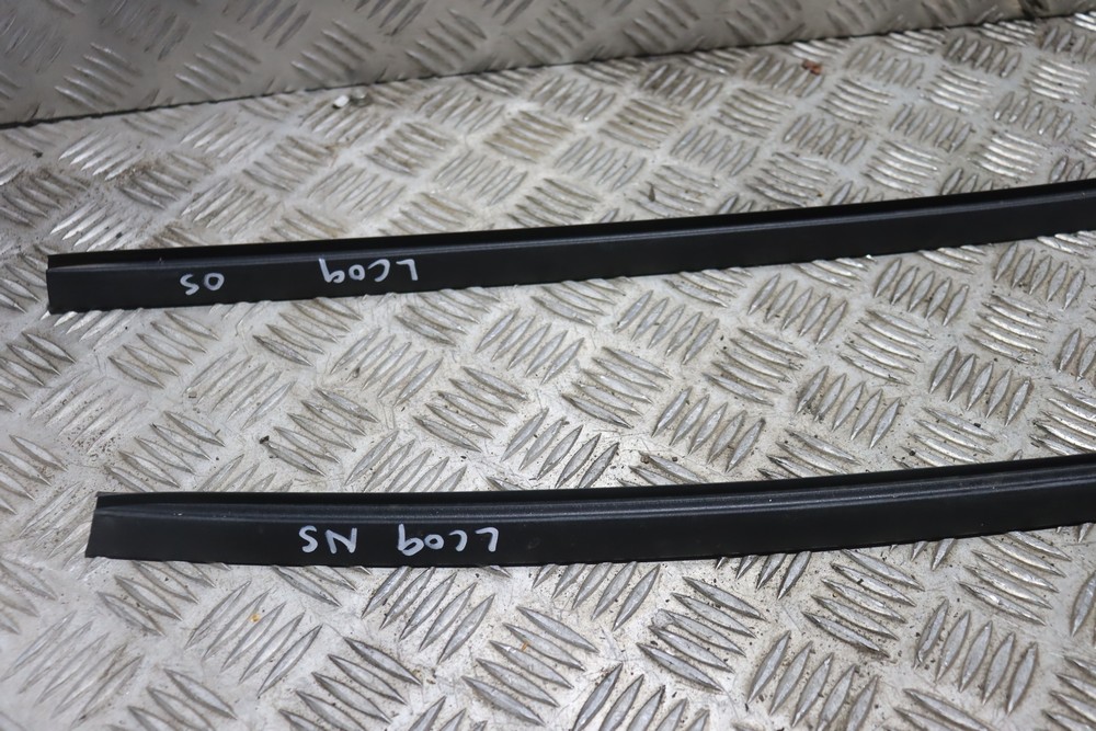 FORD FIESTA MK7 ROOF GUTTER TRIMS 20092012 LC09 Gala Motors