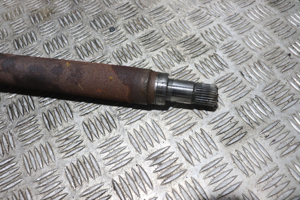 FORD FOCUS MK3 1.6 ECOBOOST EURO5 6SP MANUAL OS DRIVESHAFT 201115 YT63 Gala Motors