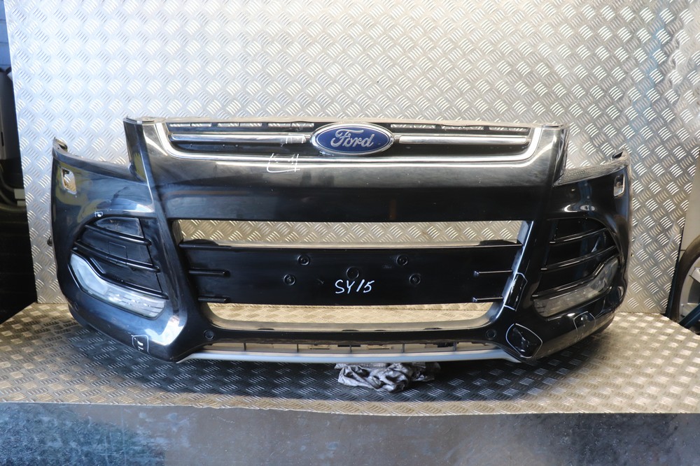 FORD KUGA MK2 FRONT BUMPER COMPLETE IN PANTHER BLACK (SEE PHOTOS