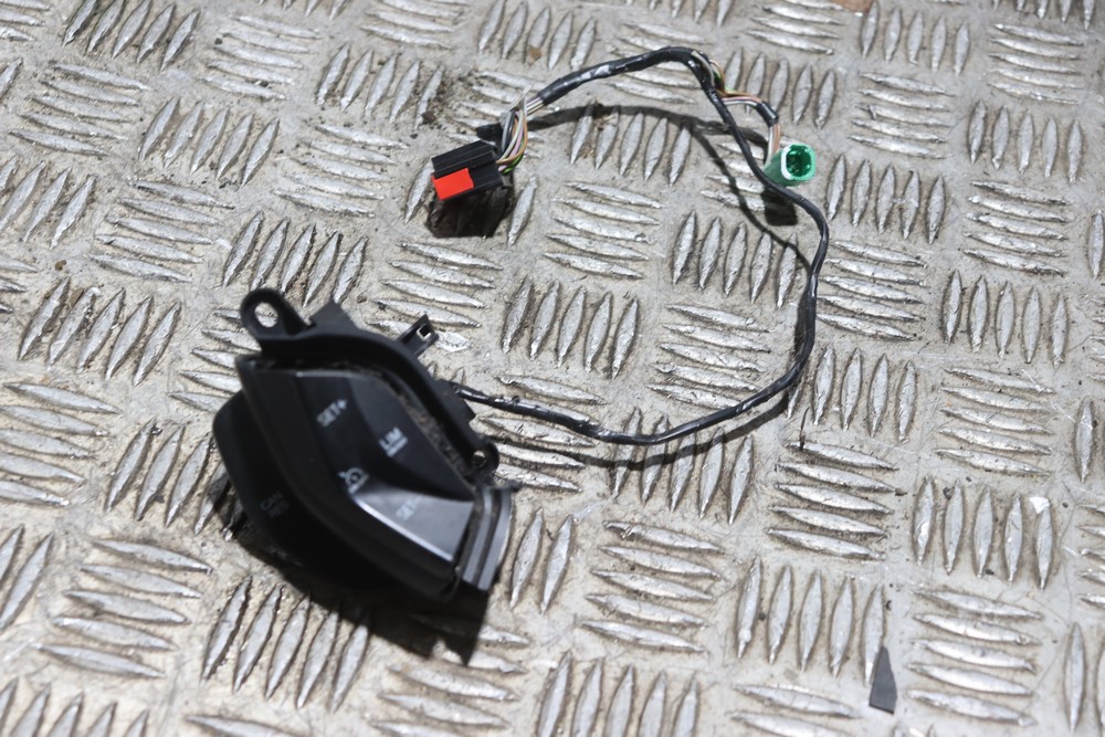 FORD CMAX MK2 CRUISE CONTROL BUTTONS AM5T9E740AA 20112015 EX13