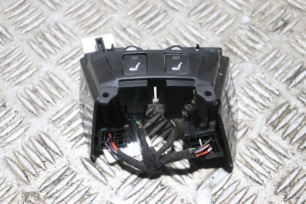 FORD KA MK2 HEATED SEATS SWITCHES 2009-2016 HW65 – Gala Motors