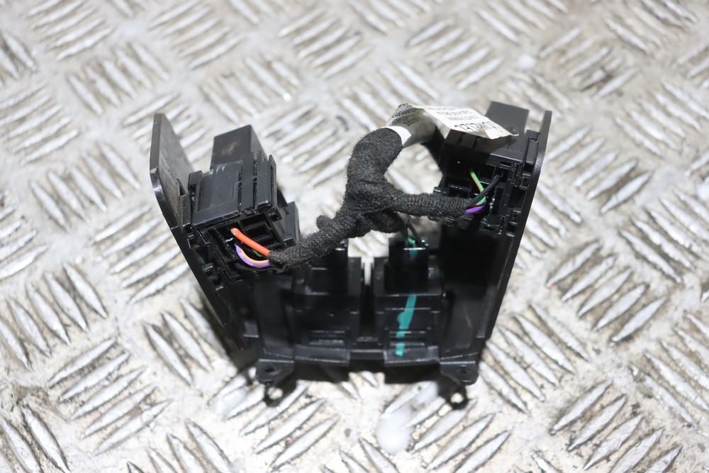FORD KA MK2 HEATED SEATS SWITCHES 2009-2016 HW65 – Gala Motors