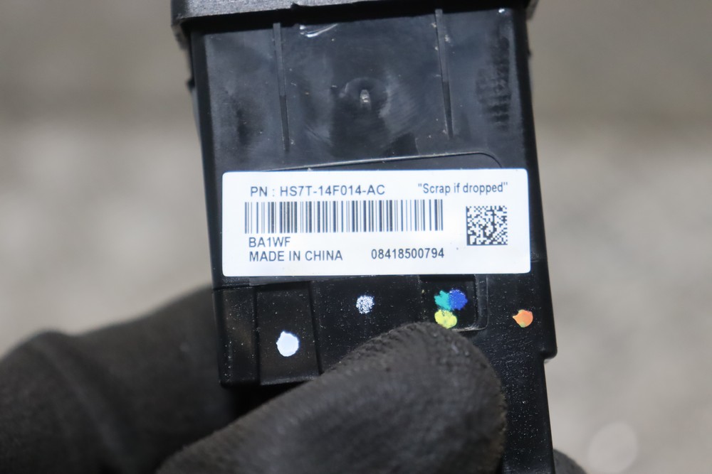 FORD FIESTA MK8 STLINE USB HUB PORT HS7T14F014AC 20172021 MM18O