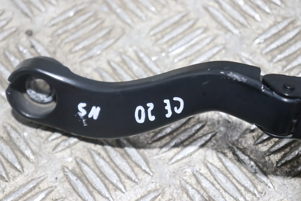 FORD ECOSPORT MK1 FRONT WIPER ARMS WITH WIPERS 20182020 CE20 Gala Motors