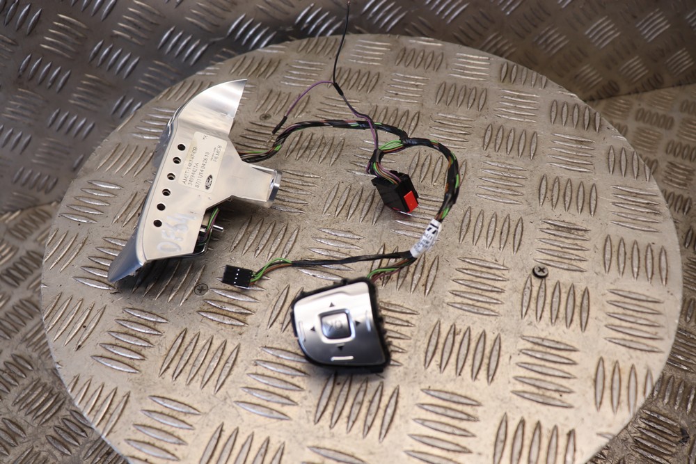 FORD GALAXY MK3 SMAX MONDEO MK4 CRUISE CONTROL BUTTON (LEFT ONLY) 2010