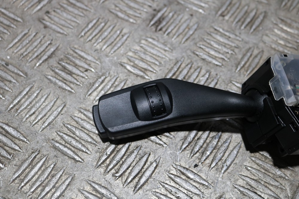 FORD FOCUS MK2 WIPER STALK 4M5T17A553BD 20082011 LC60 Gala Motors