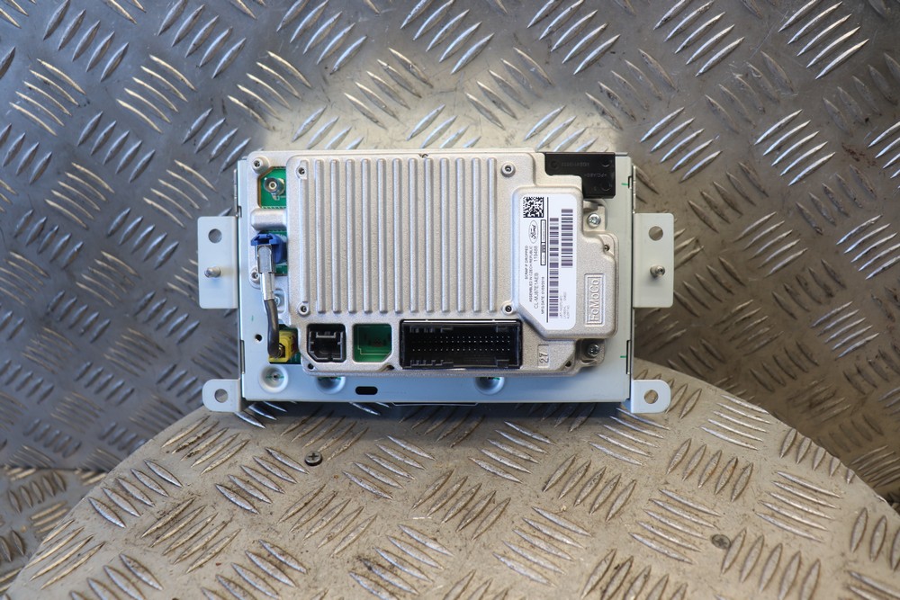 FORD KUGA MK2 STLINE SYNC3 SCREEN WITH APIM (SEE PHOTOS) 20172019