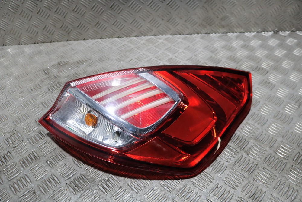 FORD FIESTA MK7 OS REAR LED LIGHT CLUSTER C1BB13404BA 20132017 FG16K