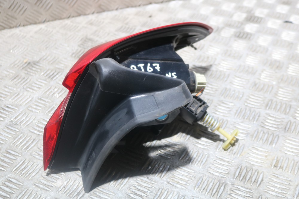 FORD FIESTA MK8 NS REAR LED LIGHT CLUSTER H1BB13405BE 20172021 BT67