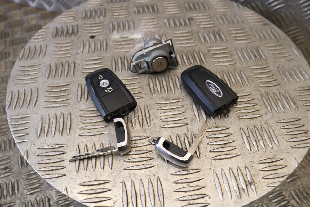 FORD GALAXY MK4 TWO KEYS DOOR LOCK DS7A-F21990 2019-2020 HK69 – Gala Motors